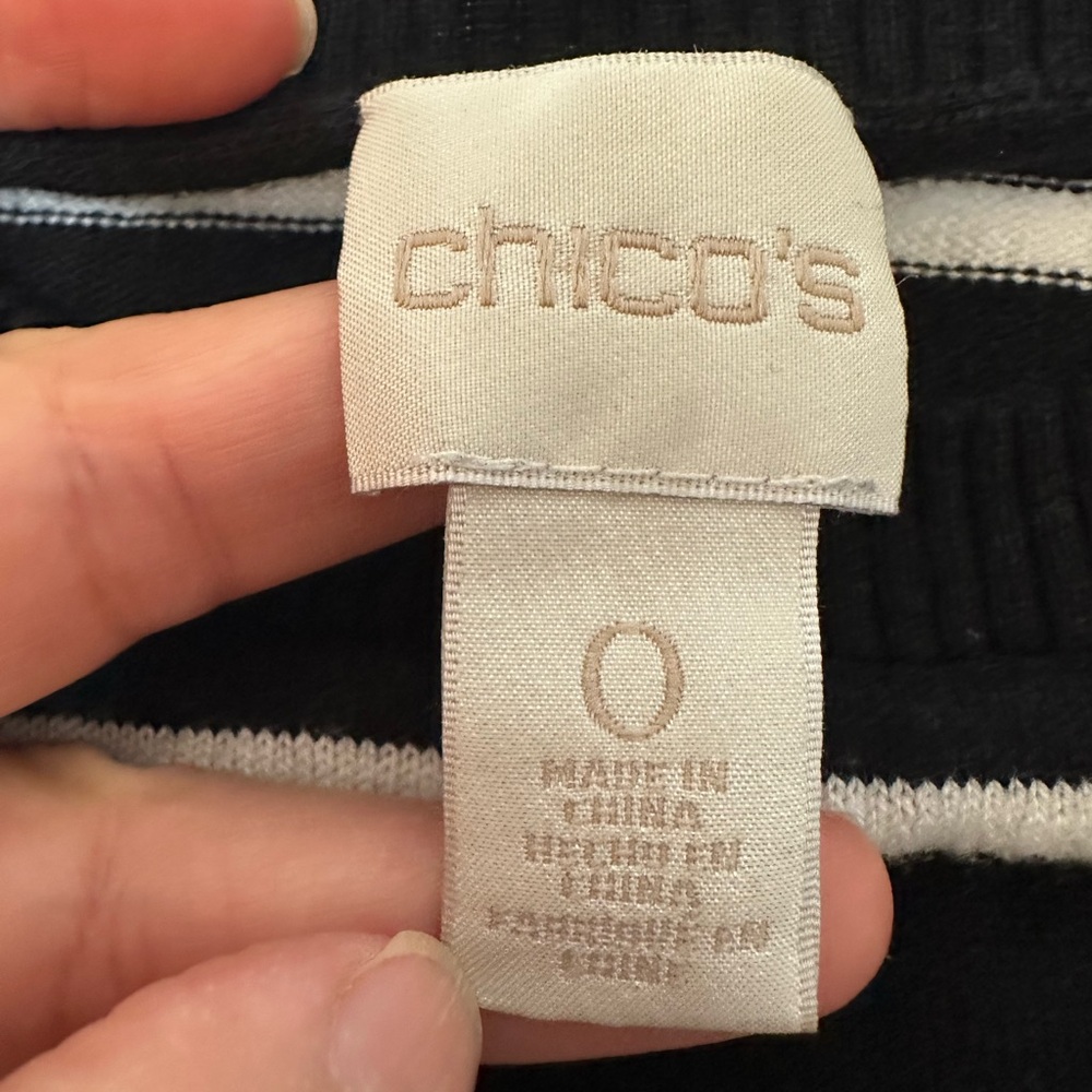 Chico's Black and White Women's Blouse - Picture 5 of 10